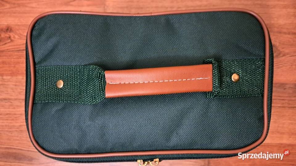 Nowa zielona kosmetyczka na zamek lubuskie Zielona Góra sprzedam