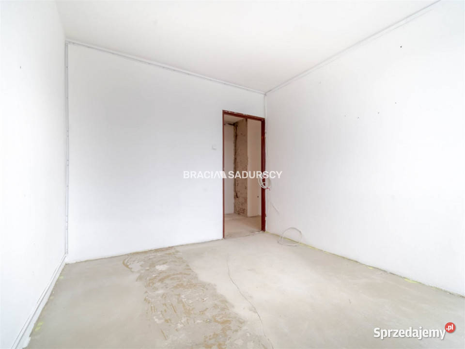 Mieszkanie 5822m2 3 pokoje Kraków Spółdzielców