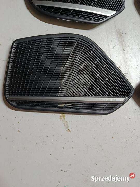 8W0035143 8W0035144 maskownice glośników Bang pomorskie Kościerzyna