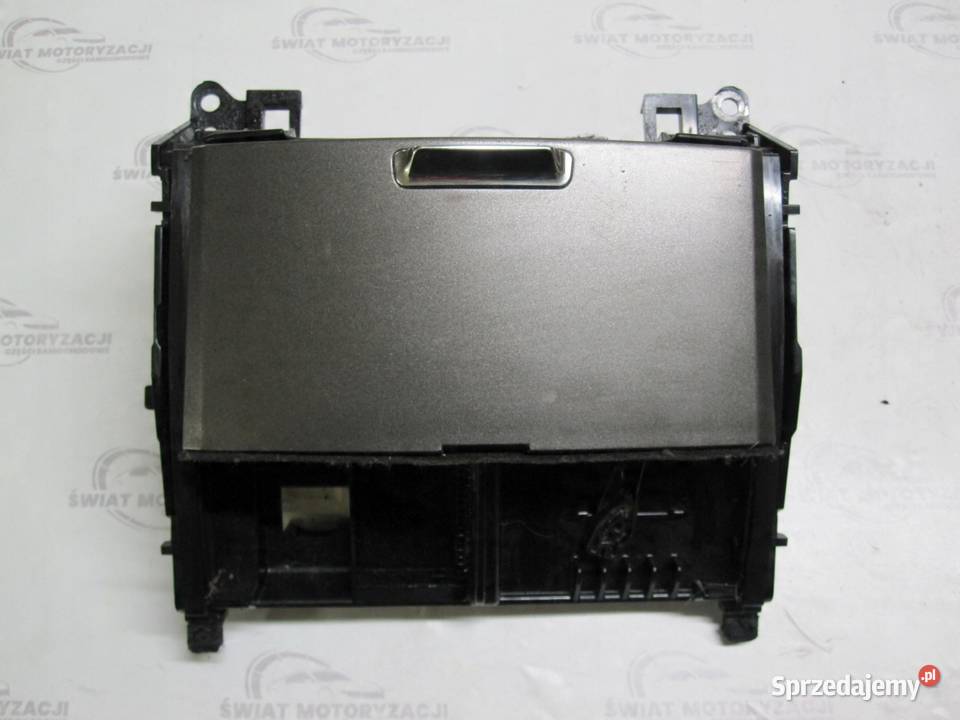 LEXUS IS II 08r gniazdo zapalniczki panel świętokrzyskie