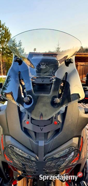 ADJUSTABLE WINDOW BRACKET Honda Africa Twin