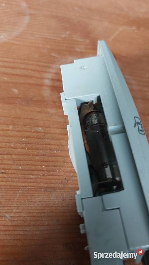 lampka oświetlenia kabiny VW Passat B5 3B0947291 osobowe Oświetlenie kabiny Skwierzyna