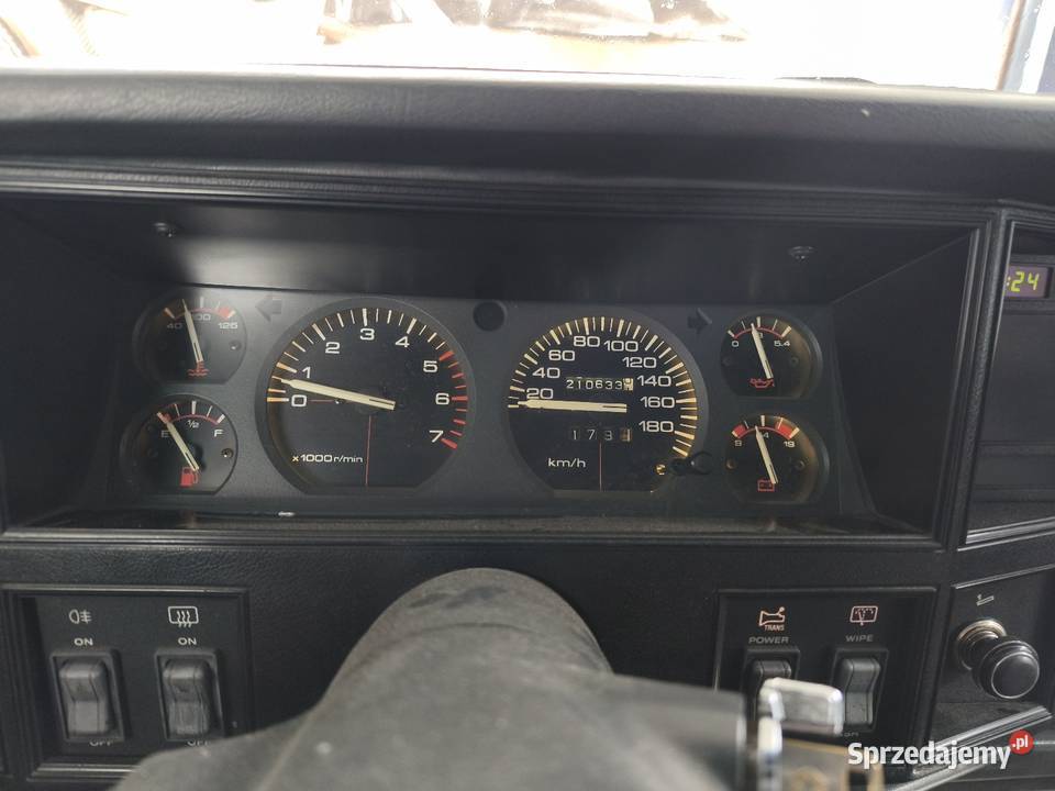 sprzedam xj jeep Cherokee 91r automatyczna łódzkie Aleksandrów Łódzki