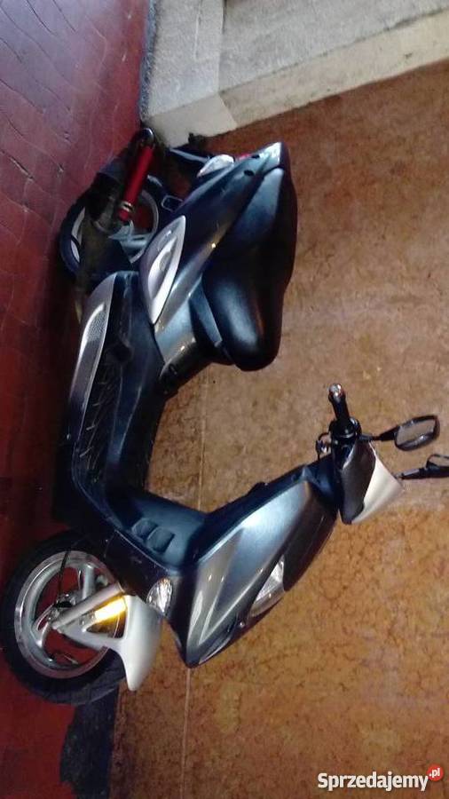 Skuter adly her chee 5070