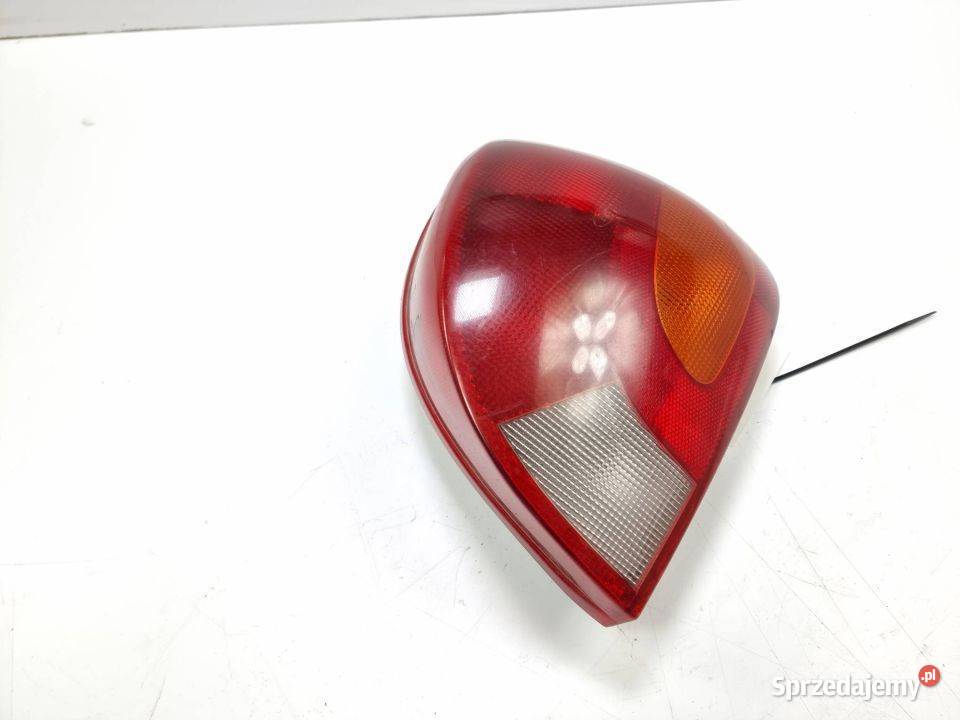LAMPA PRAWA TYŁ FORD FIESTA 96FG13N004AB Pozostałe
