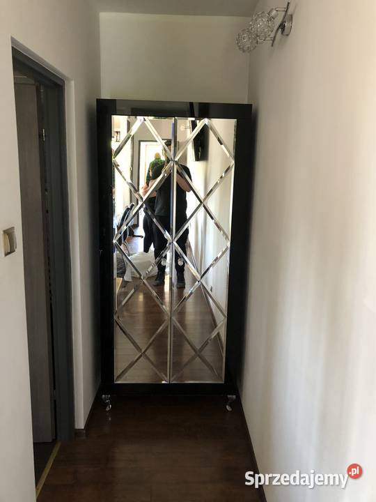 Szafa czarna z lustrem glamour Kępno sprzedam