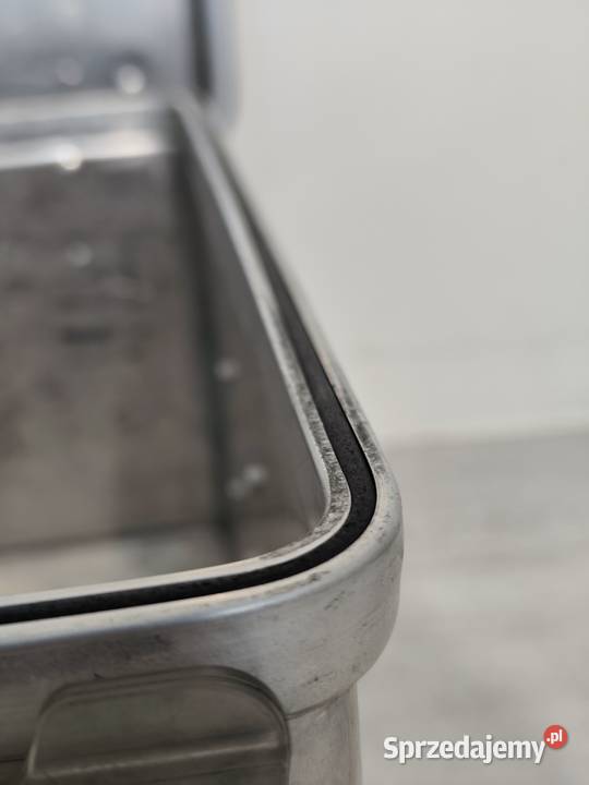Aluminiowa Skrzynia Ważności DETTE BBKA ZB Kolekcje Poddębice sprzedam