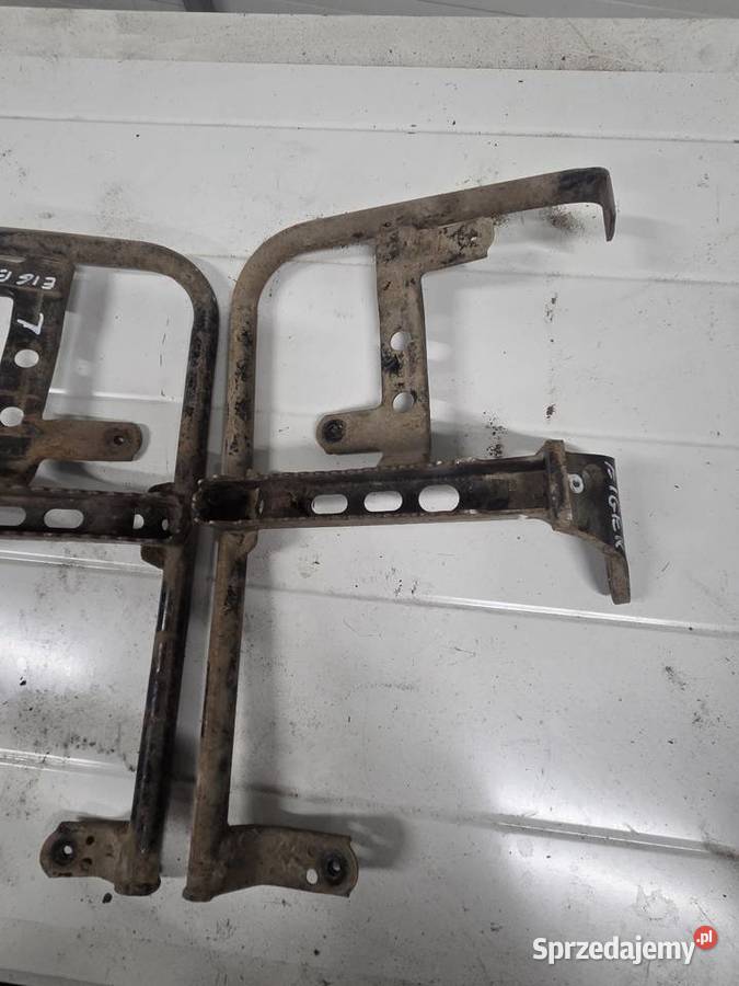 Mocowanie stopnia stopień suzuki Kingquad 400 Wiele