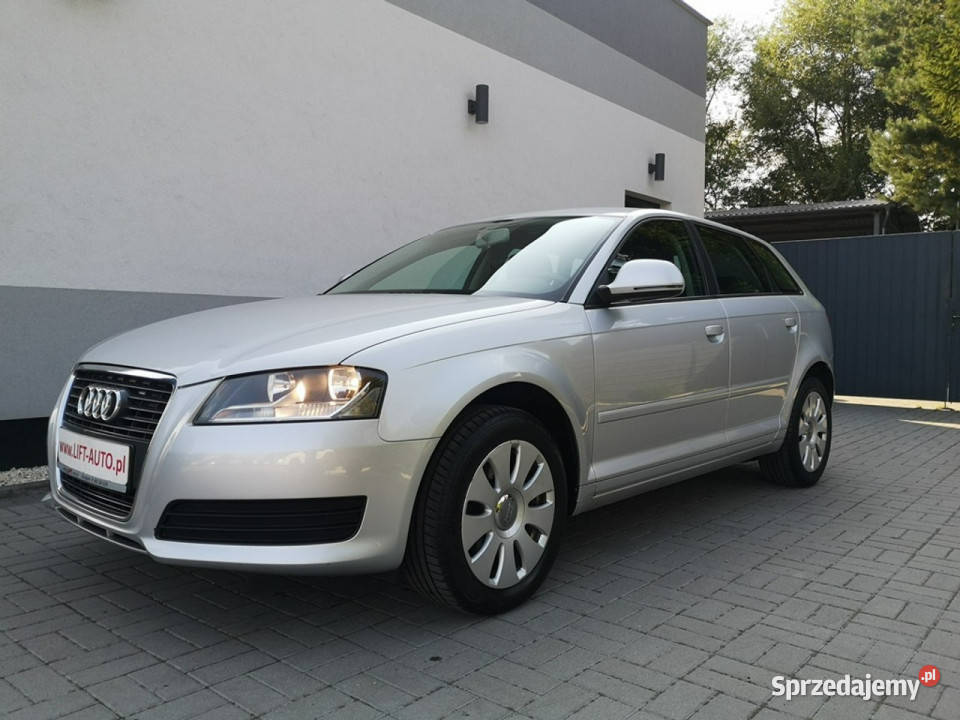 Audi A3 Sportback 16 MPI 102 SPORTBACK Rok produkcji 2009 sprzedam
