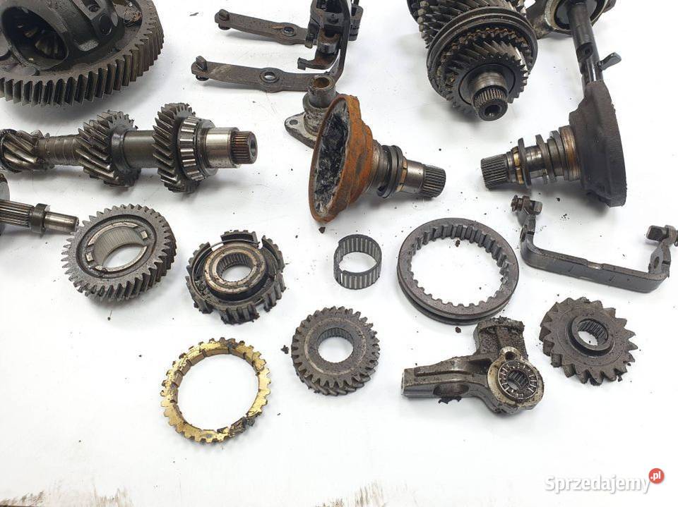 SKRZYNIA BIEGÓW VOLKSWAGEN GOLF V JCR Lipno