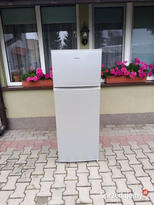 Lodówka Candy 143 wyssrebrna Pruszków