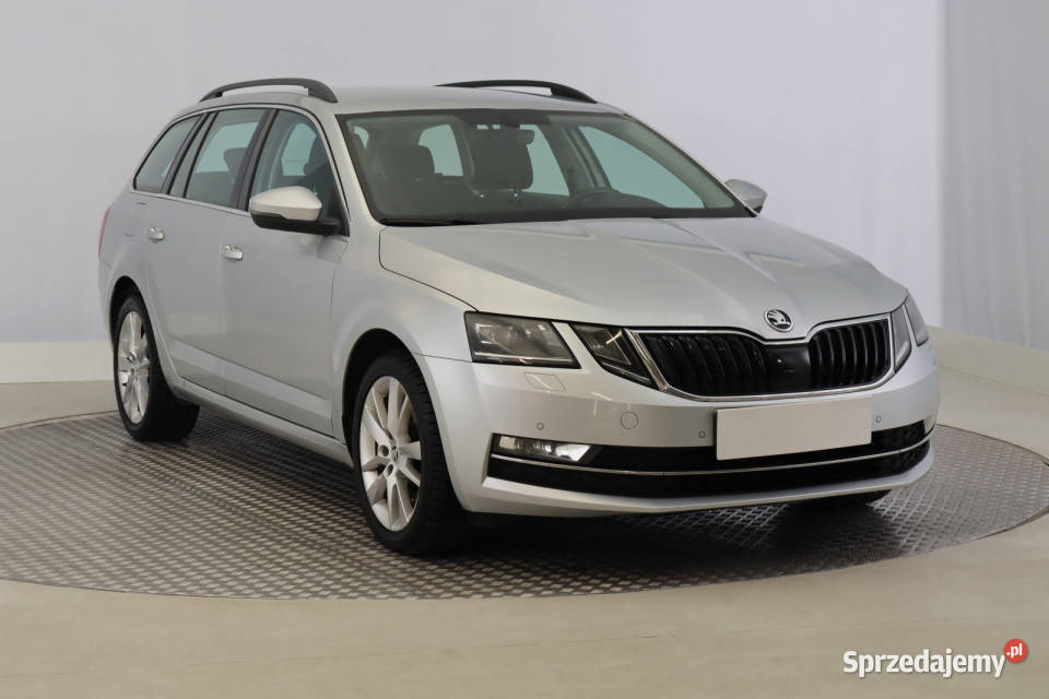 Skoda Octavia 15 TSI 110KM