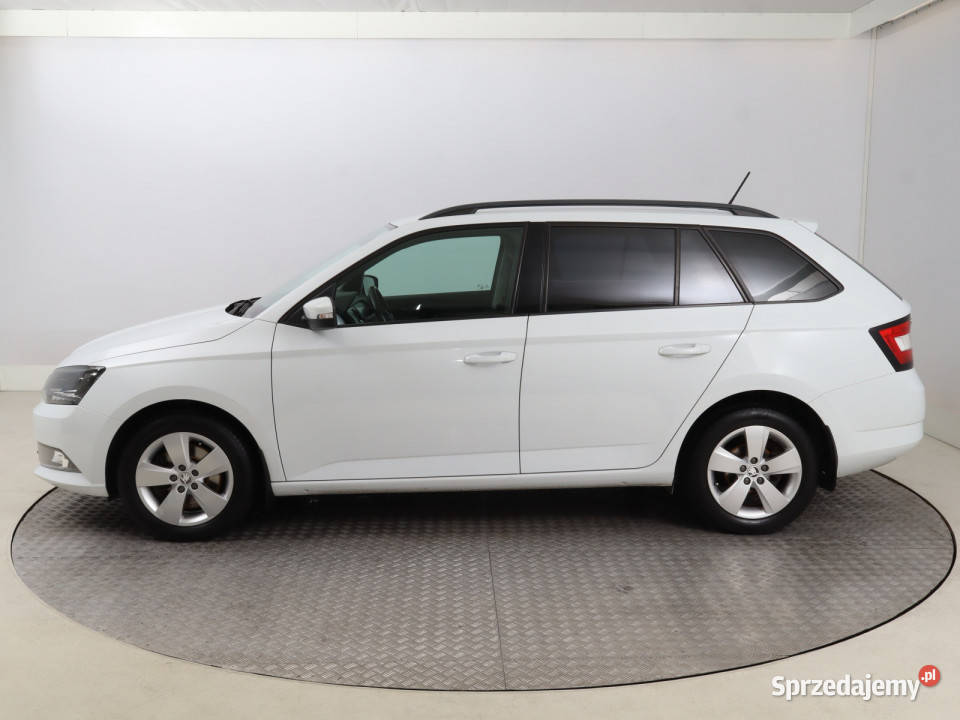 Skoda Fabia 10 TSI benzyna