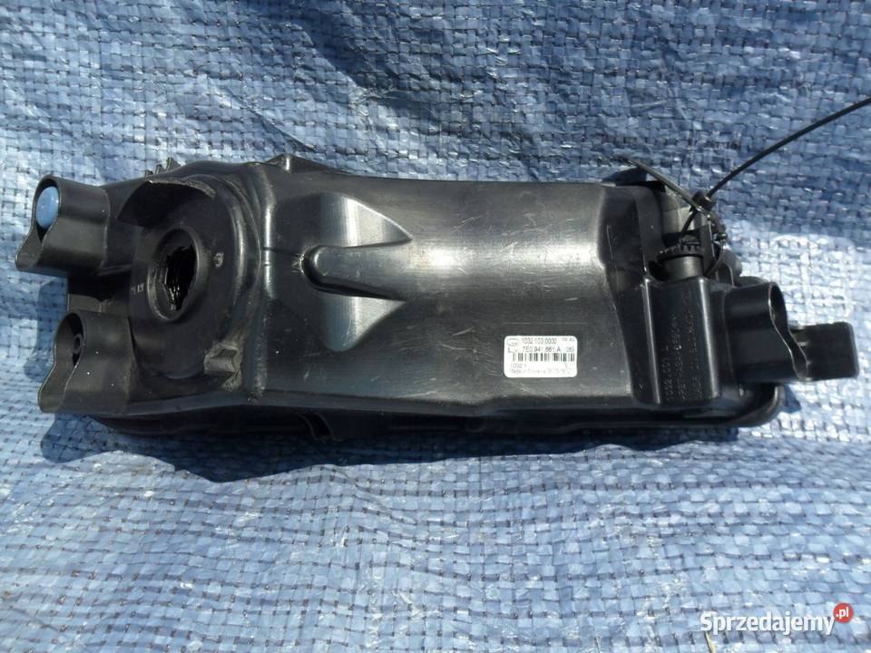 Volkswagen T6 Transporter halogen lewy przedni