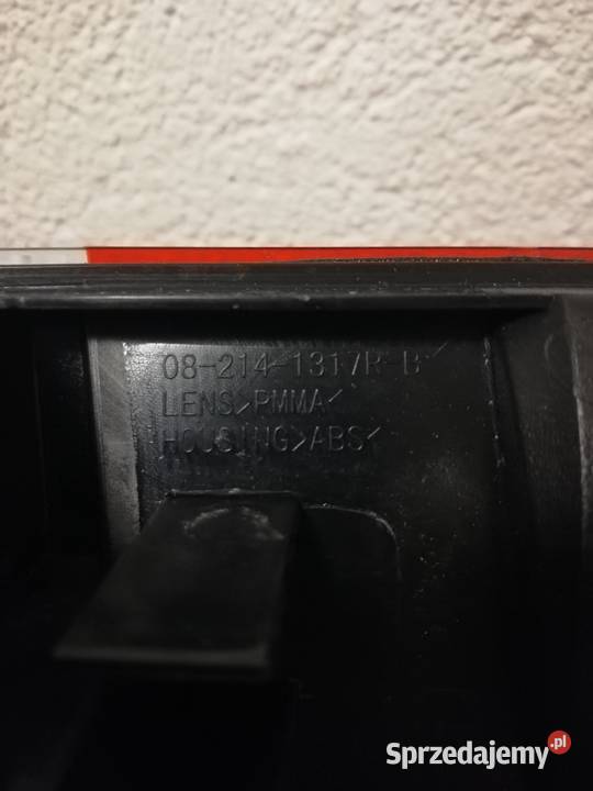 Lampa Tylna Prawa Mitsubishi Pajero III w Wadowice sprzedam