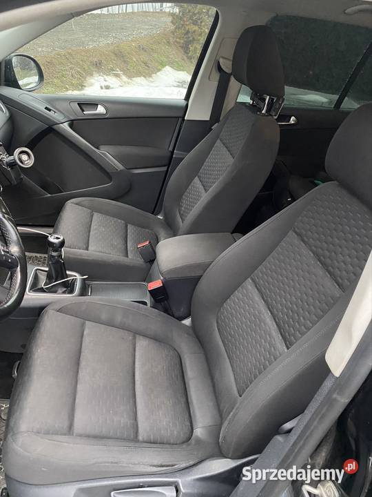 VW Tiguan 5n 2008r 4x4 14tsi ciemne szyby czarny Dobra
