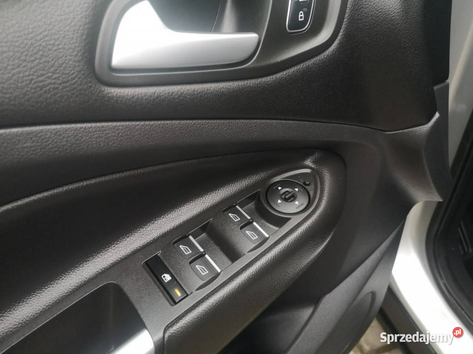 Ford Kuga 20 TDCI 150 Klimatr NAVI ALU Tempomat isofix