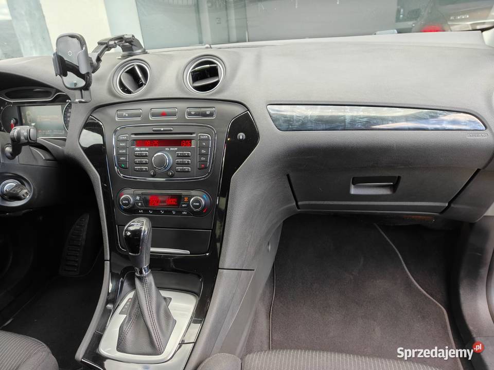 Ford Mondeo 20 Benzyna automat 240 Hatchback
