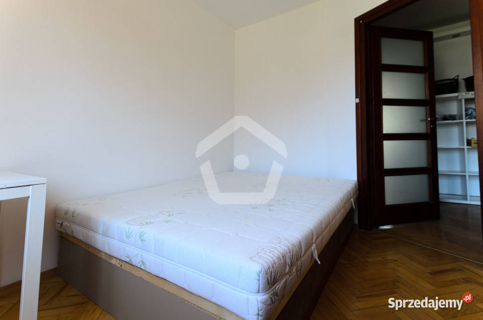 3 pokoje osiedle Kmity pierwsze piętro Rzeszów sprzedam