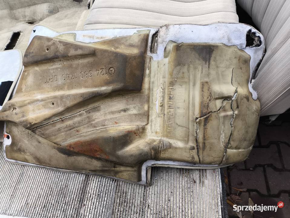 Mercedes W124 wykładzina podłogowa dywaniki