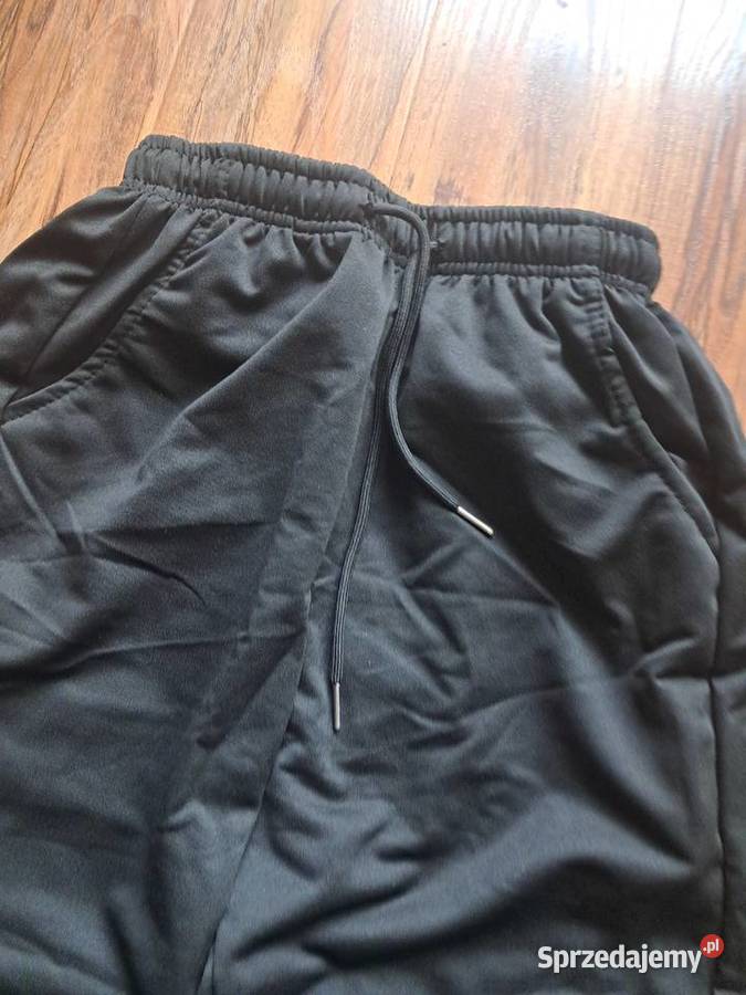nowe czarne spodnie dresowe rozmiar XS brak Odzież sportowa Sandomierz sprzedam