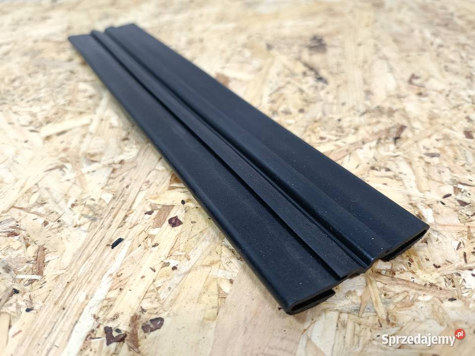 FORD PUMA USZCZELKA SZYBY BOCZNEJ L1TBA21510BA Pleszew