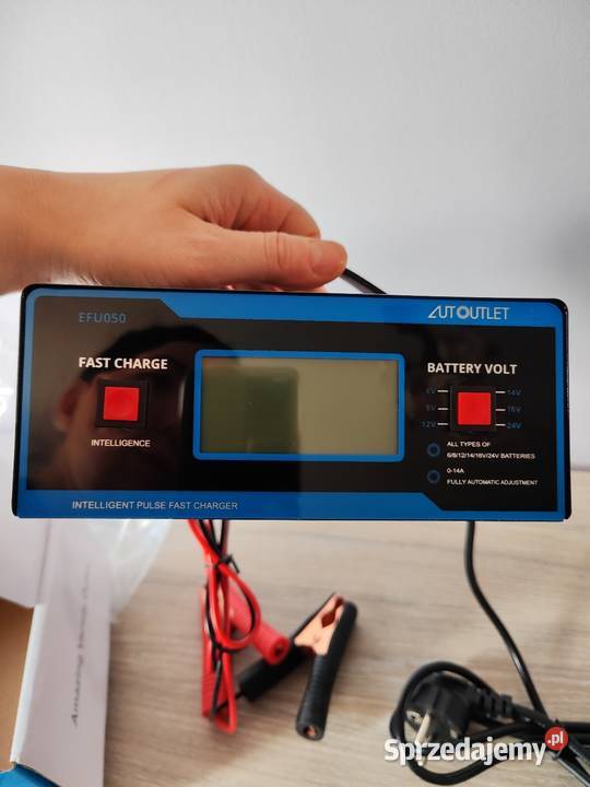 Inteligentny Prostownik AUTOUTLET 6V24V LCD NOWY Człuchów