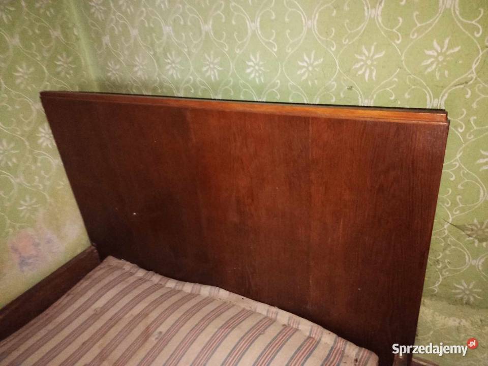 Rama łóżka łoże przedwojenne antyk drewniane Krotoszyn sprzedam