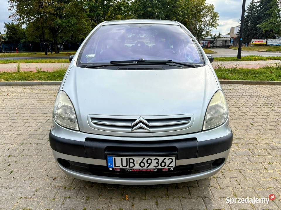 Citroen Xsara Picasso 16 B gniazdo USB