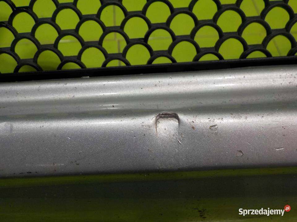 MERCEDES C W204 07r zderzak przod osobowe Suków