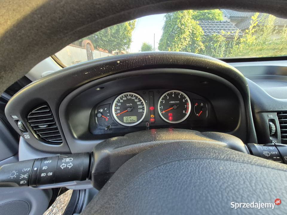 Nissan Almera N16 2003 15 benzyna uszkodzony Kokotów