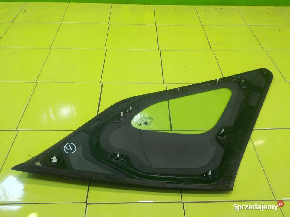 SSANGYOUNG RODIUS II TURISMO 20 B 14r szyba