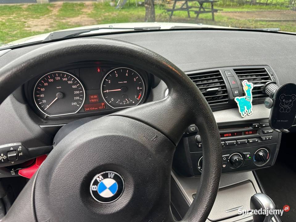BMW Seria 1 E87 118i 20 Benzyna Automat 2007 r Starczanowo