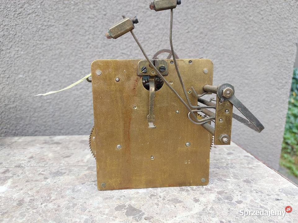 651 Mechanizm starego zegara ściennego Tczew