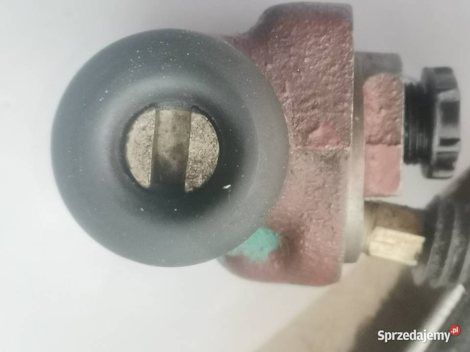 Cylindrek tył tavria Cylinderki