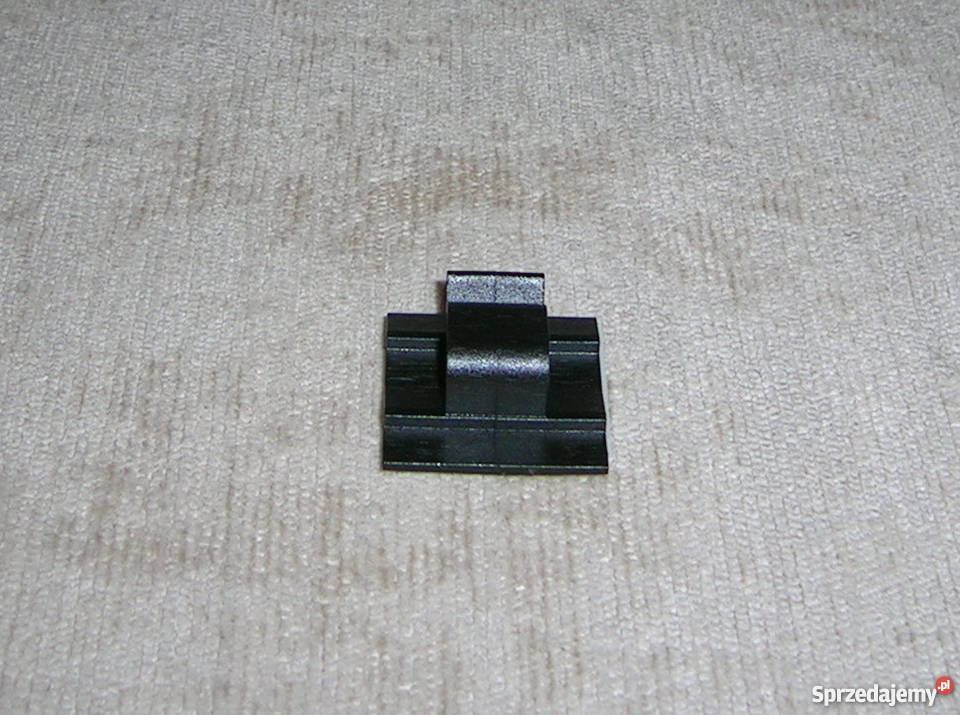 Uchwyt samoprzylepny zacisk kablowy śr85mm 10 Elektryka i akcesoria Wyszków