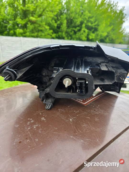 Lampy tył CORSA F 2019 Warta