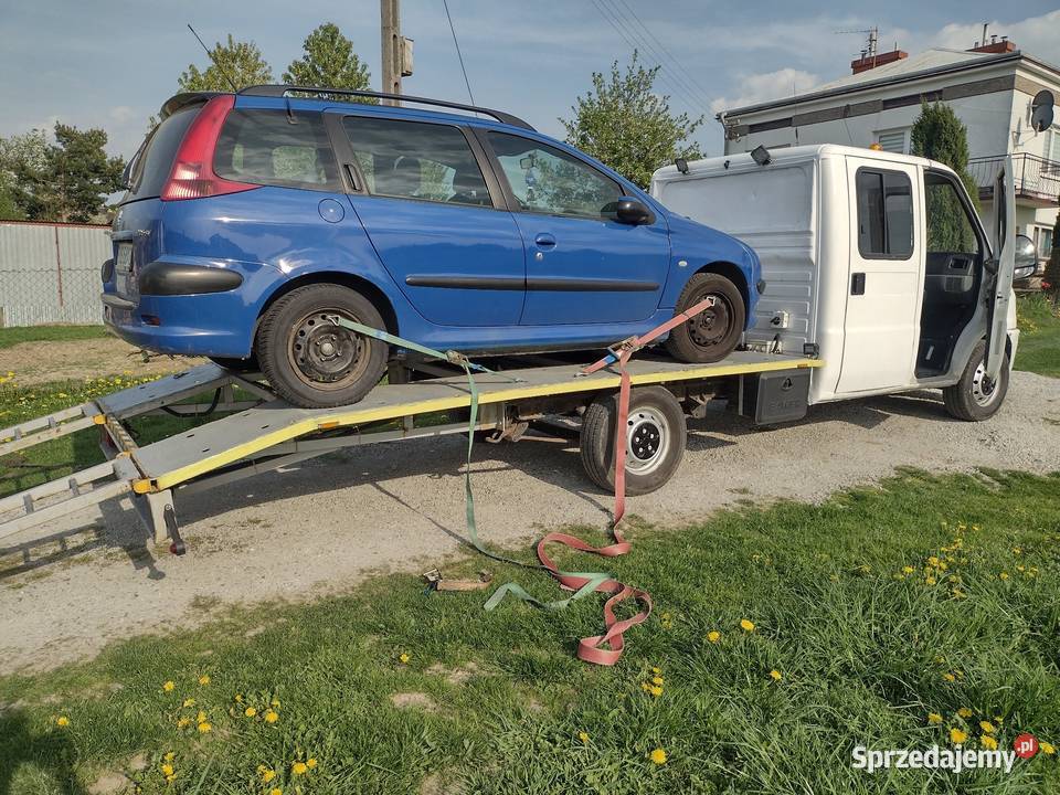 autolaweta przewóz rzeczy pomoc drogowa Wynajem pojazdów Jasło