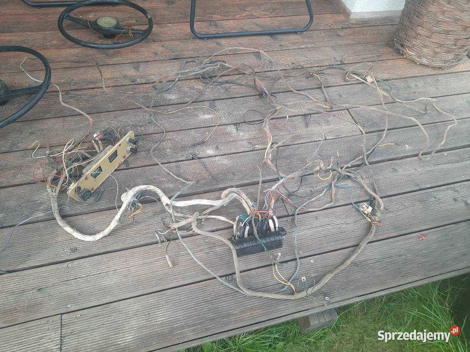 Piekna i stalacja syrena 105 104 kompletna Brusy sprzedam