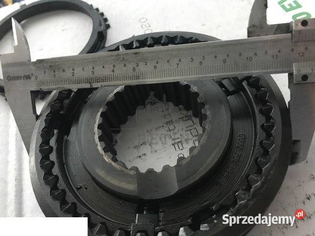 Valtra 700 Skrzynia CZĘŚCI Jastrzębniki