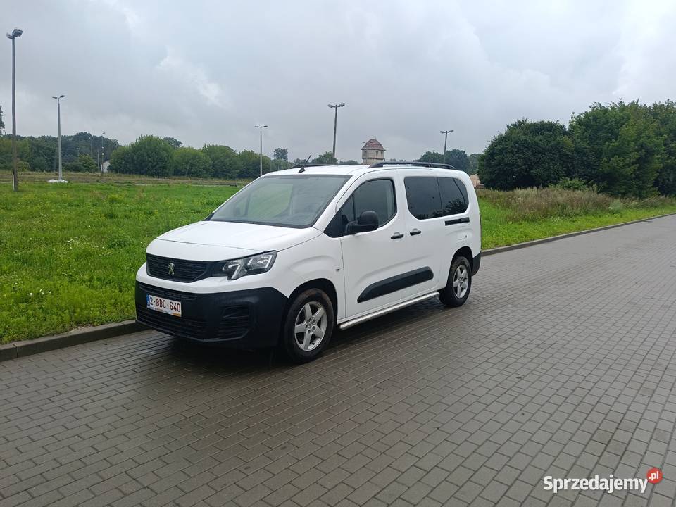 Peugeot Partner 1 5 euro 6 Niski przebieg Rok produkcji 2021 Grajewo sprzedam