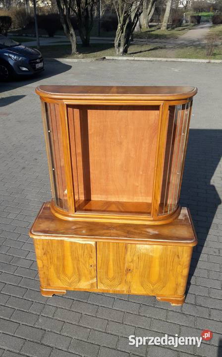 Witryna serwantka Art Deco PRL orzech lata 5060