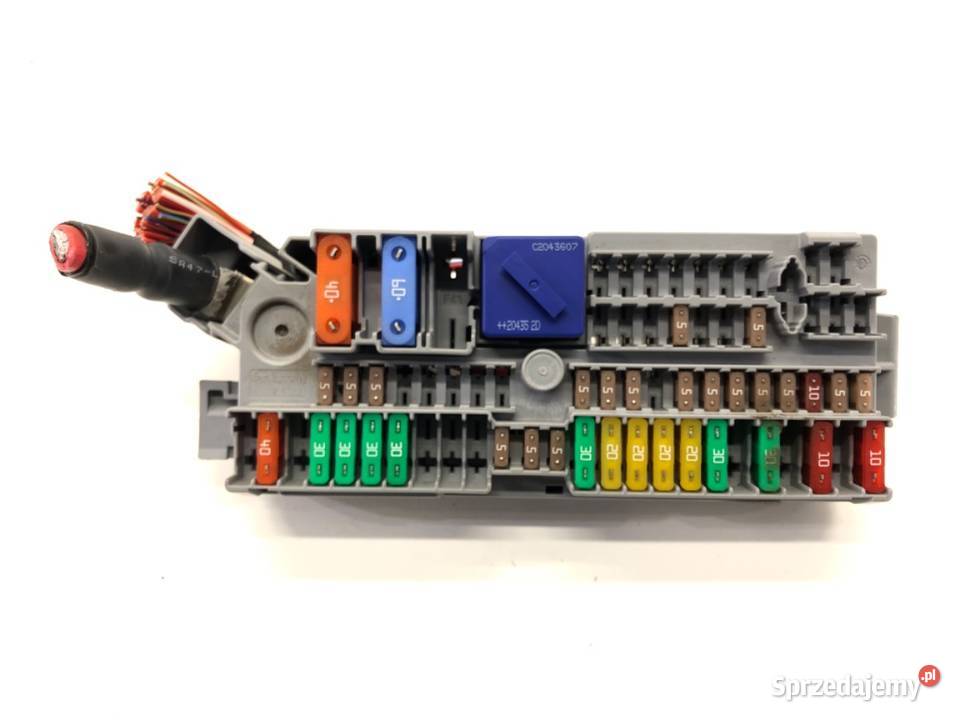 SKRZYNKA BEZPIECZNIKÓW BMW G30 9350313 sprzedam
