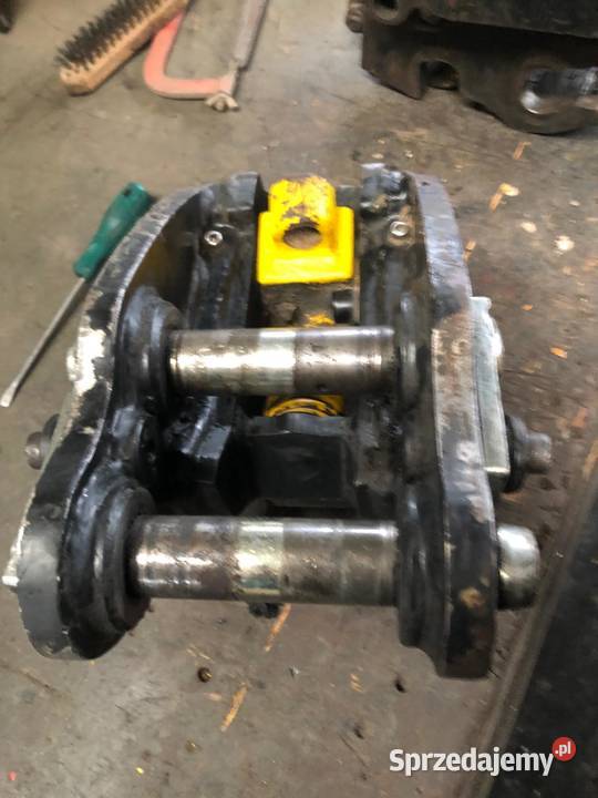 Szybkozłącze KUBOTA KX0164 ze sworzniami małopolskie Suchoraba sprzedam