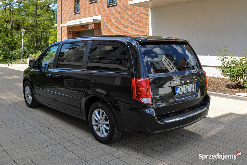 Dodge Grand Caravan 36 283 LPG Automat Lift 2014 dolnośląskie Wrocław