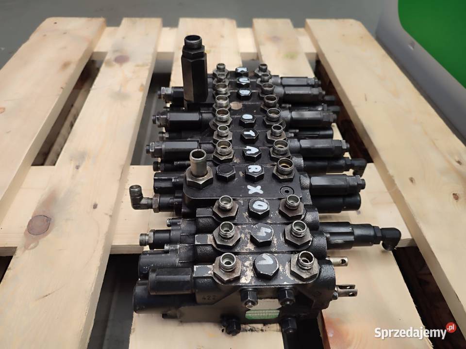 Rozdzielacz hydrauliczny RG13861131 RG13861131