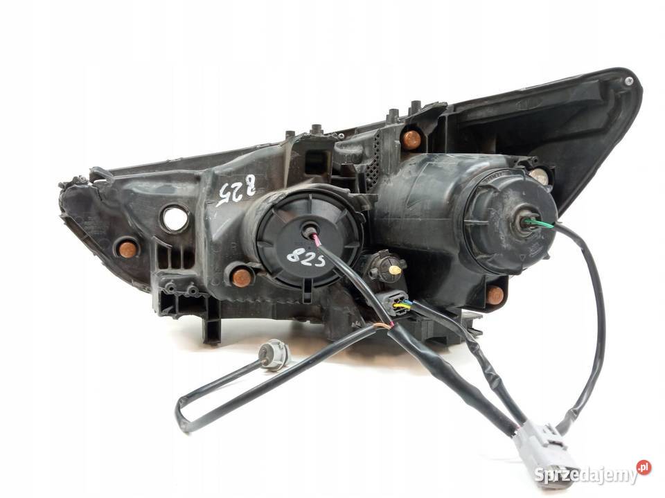 LAMPA PRZÓD PRAWA EU USZKODZONA 8301C872