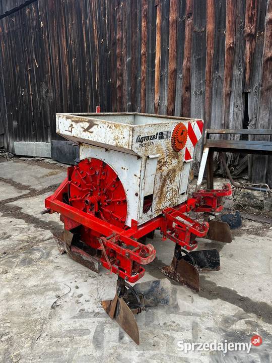 Sadzarka do ziemniaków dwurzędowa Czeska AGROZET Pilica