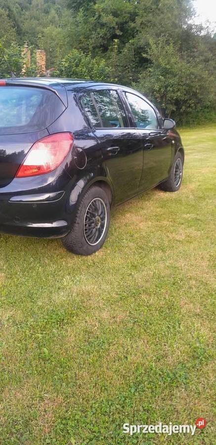 Opel Corsa 12 ładna nieuszkodzony Krzyżowa