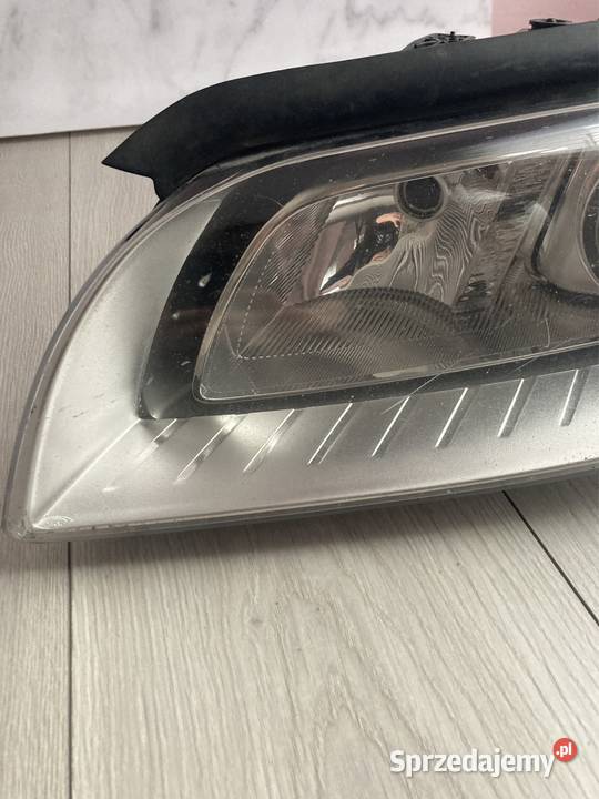VOLVO V70 lampa przednia Częstochowa sprzedam